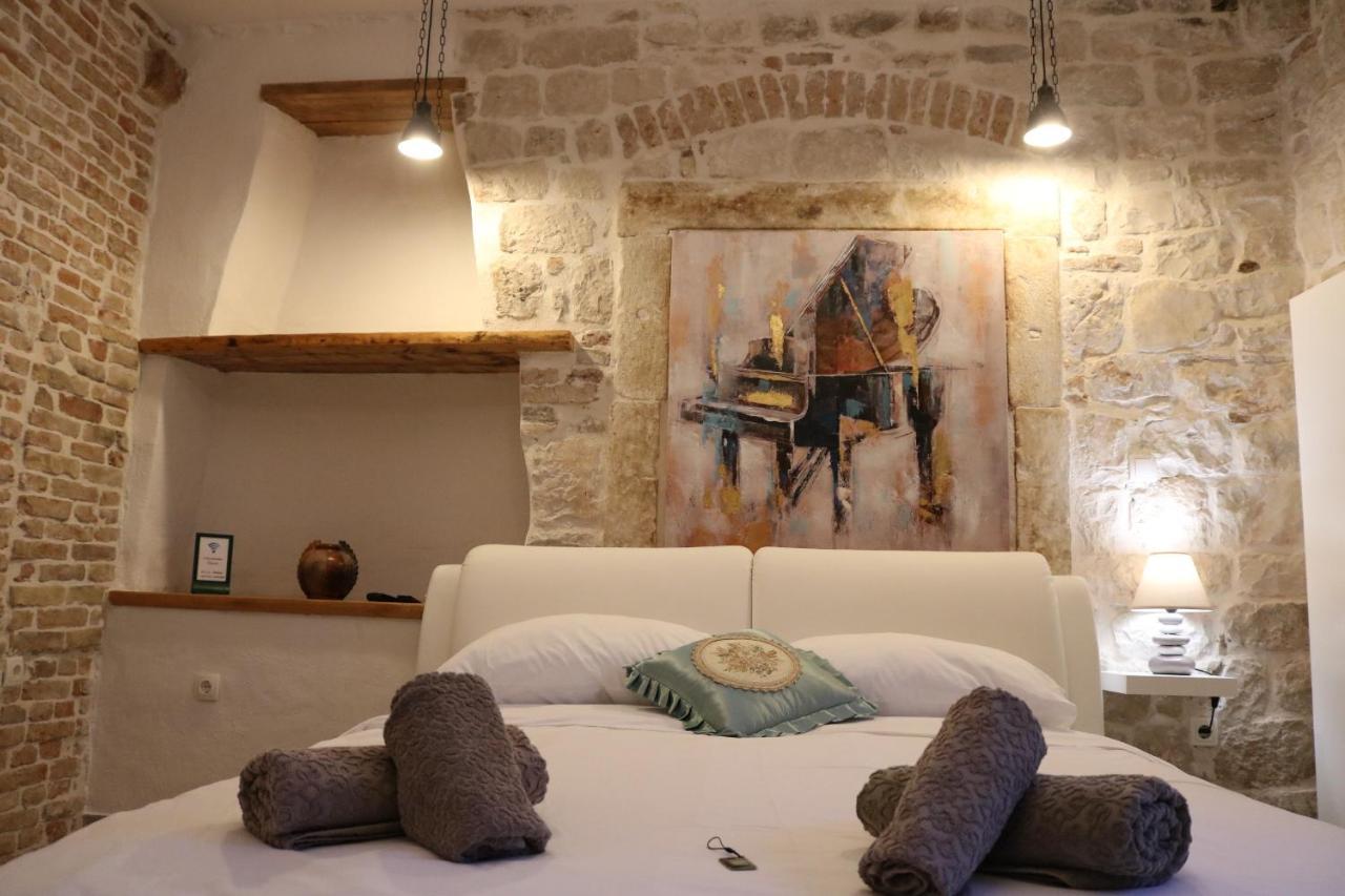 Studios Kadena Trogir - 18Th Century Stone House Exteriér fotografie