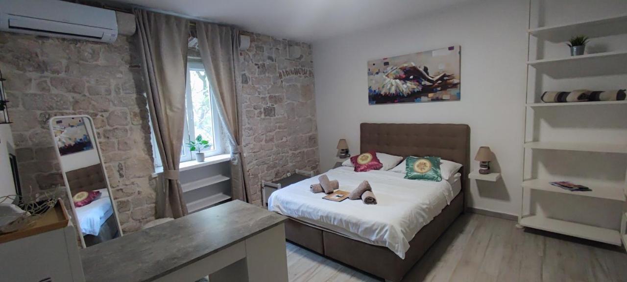 Studios Kadena Trogir - 18Th Century Stone House Exteriér fotografie