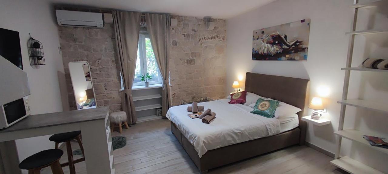Studios Kadena Trogir - 18Th Century Stone House Exteriér fotografie