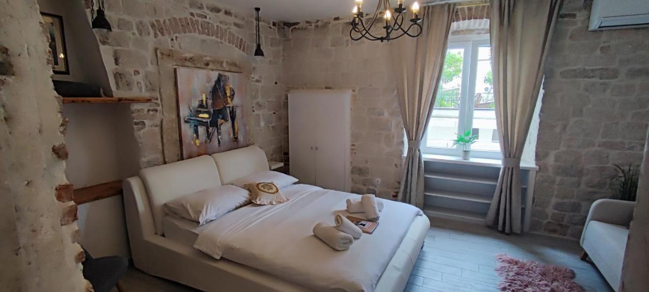 Studios Kadena Trogir - 18Th Century Stone House Exteriér fotografie