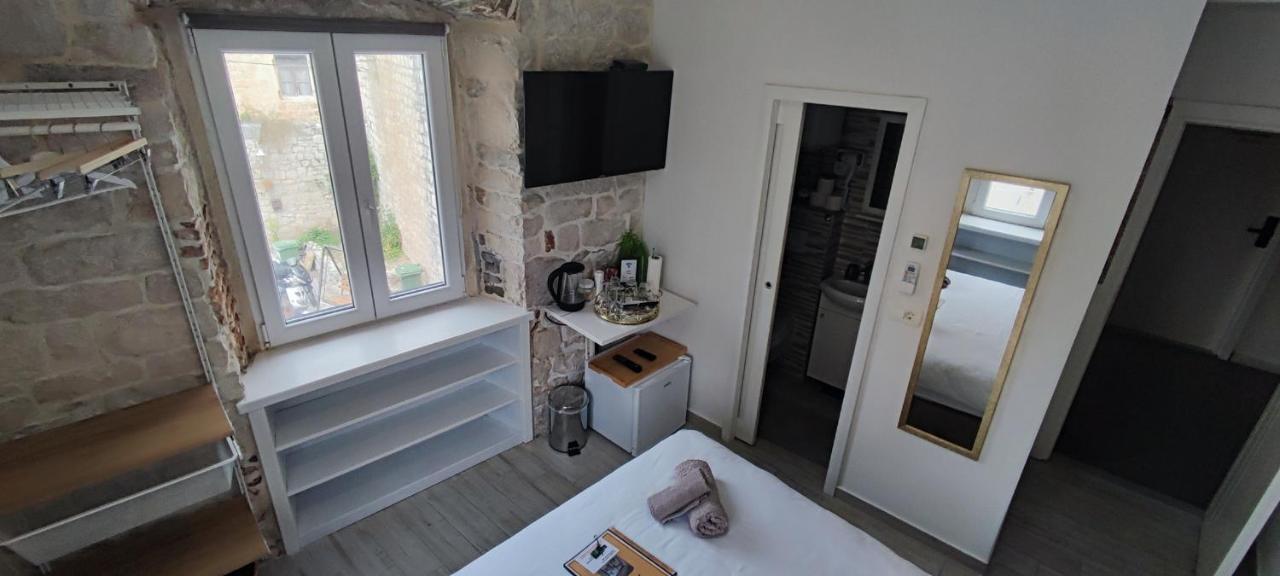 Studios Kadena Trogir - 18Th Century Stone House Exteriér fotografie