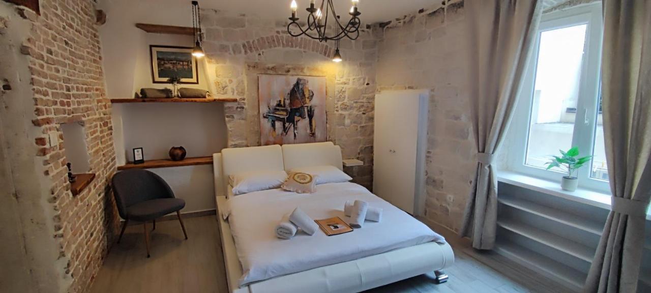 Studios Kadena Trogir - 18Th Century Stone House Exteriér fotografie