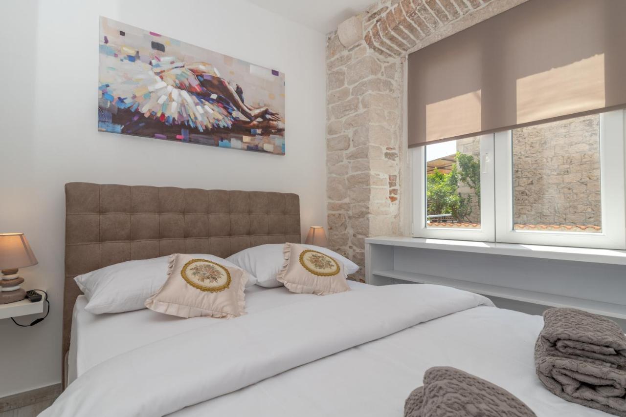 Studios Kadena Trogir - 18Th Century Stone House Exteriér fotografie
